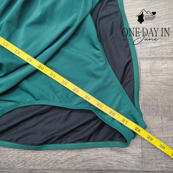 Relleciga Twist Front Tummy Control One Piece Swimsuit Size M - Picture 6 of 7